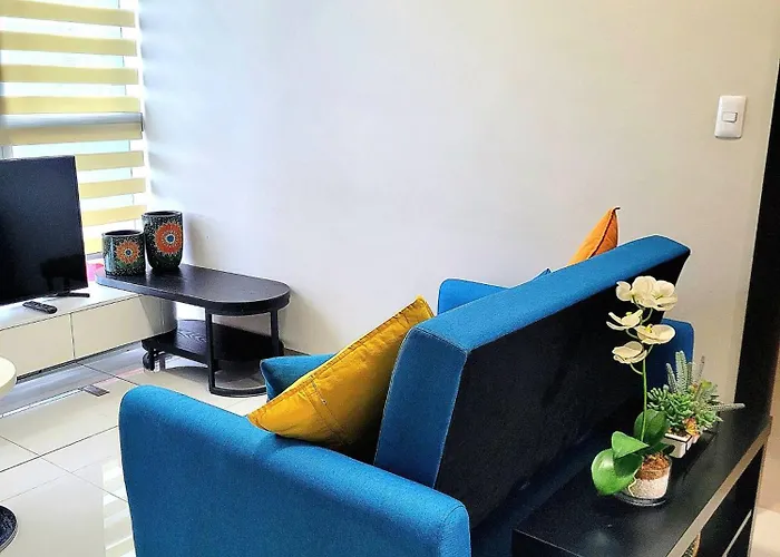 Bgc Uptown Park Tower 1 - 2 Bedroom And 2 Bath Aparthotel 4*