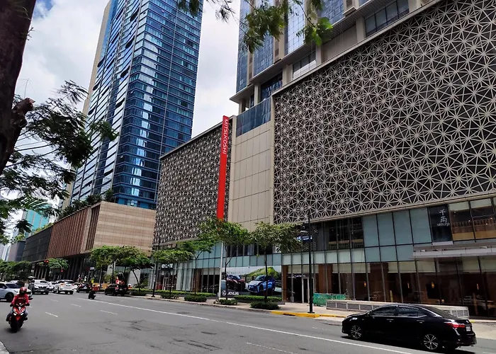 Aparthotel Bgc Uptown Park Tower 1 - 2 Bedroom And 2 Bath 4*