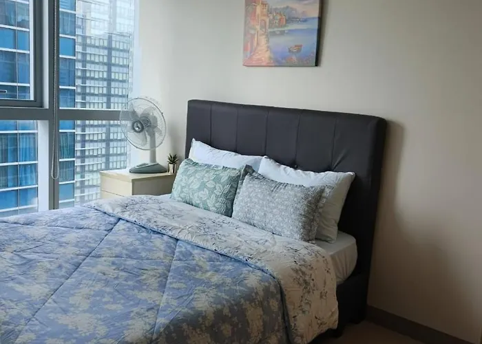 Bgc Uptown Park Tower 1 - 2 Bedroom And 2 Bath Aparthotel Manila