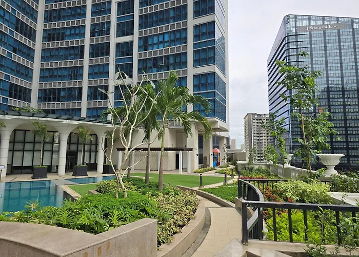 Bgc Uptown Park Tower 1 - 2 Bedroom And 2 Bath