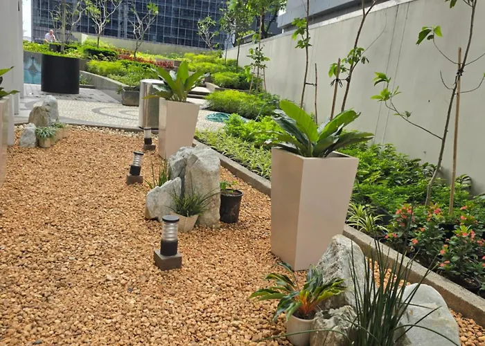 Bgc Uptown Park Tower 1 - 2 Bedroom And 2 Bath